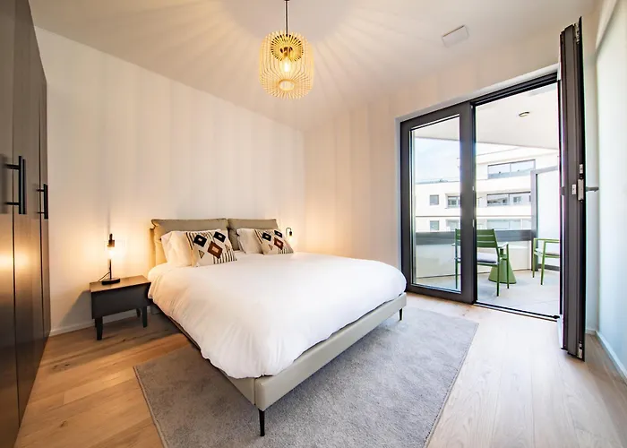 Halternative Renaissance Apartment